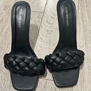 Black Braided Mule Heels NEVER WORN Size 9
